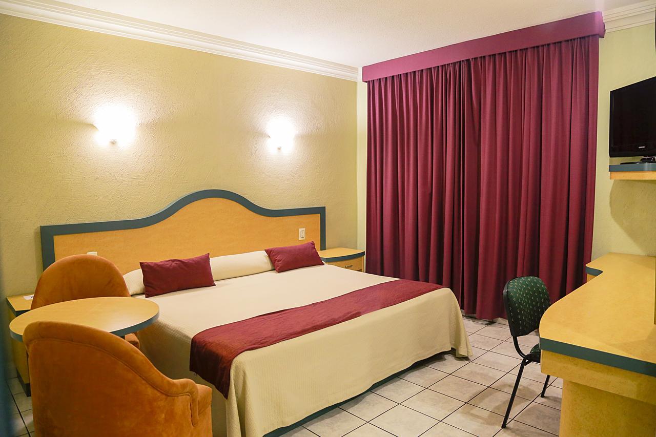 Hotel Madrid Минатитлан Экстерьер фото