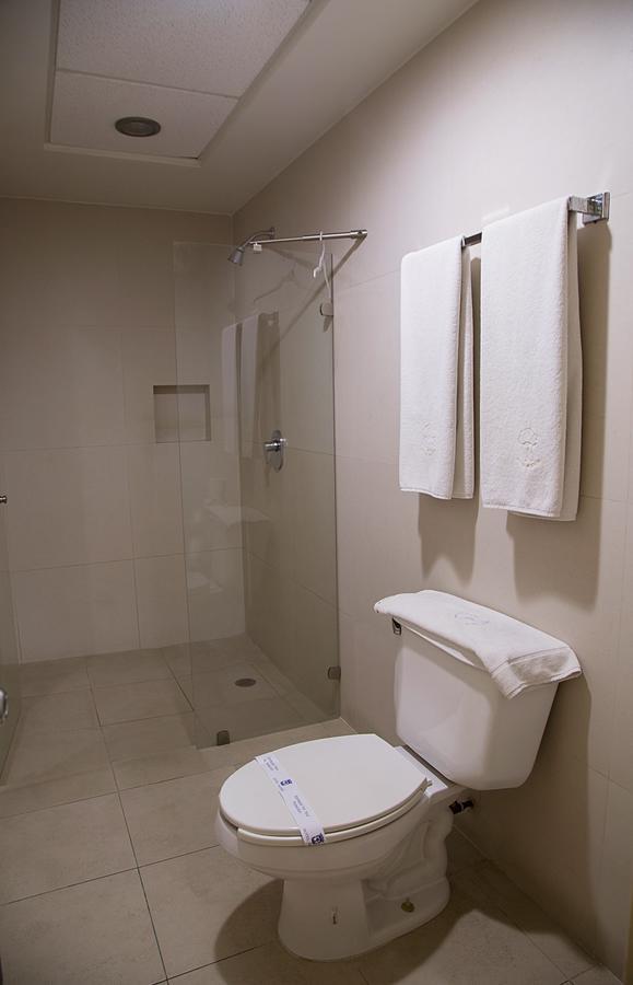 Hotel Madrid Минатитлан Экстерьер фото